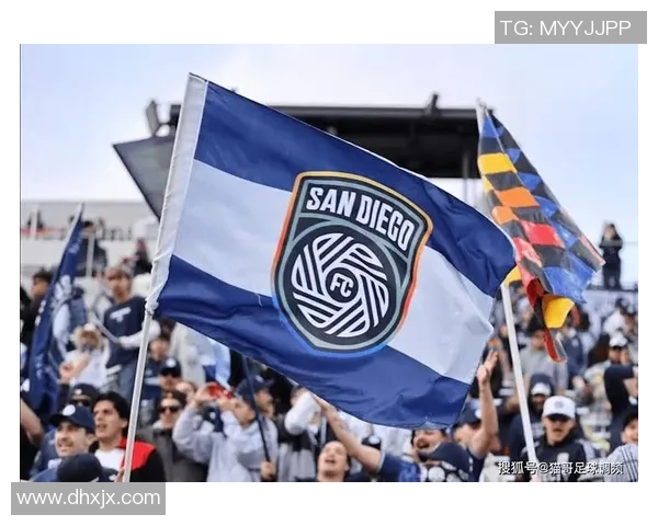 足球明星之间的冲突事件揭秘：从场内争执到场外纷争的背后故事